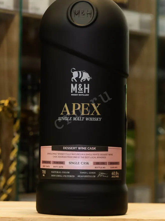 В магазине Крю Профи M & H Apex Single Cask Desert Wine Cask 3 years in gift box 0.7 л
