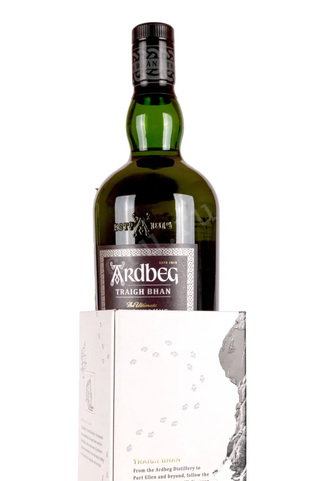 В подарочной коробке Ardbeg Traigh Bhan 19 years old gift box 0.7 л