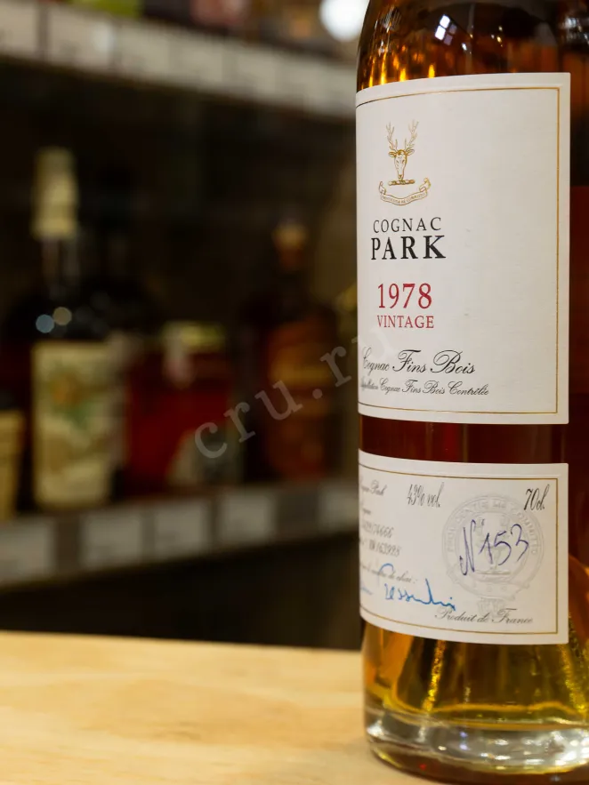 В магазине Крю Профи Park 1978 0.7 л