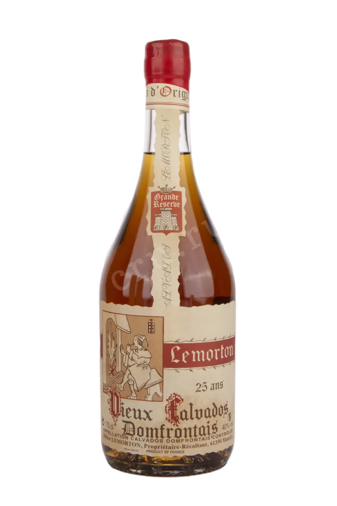Бутылка кальвадоса Лемортон 25 лет 0.7
