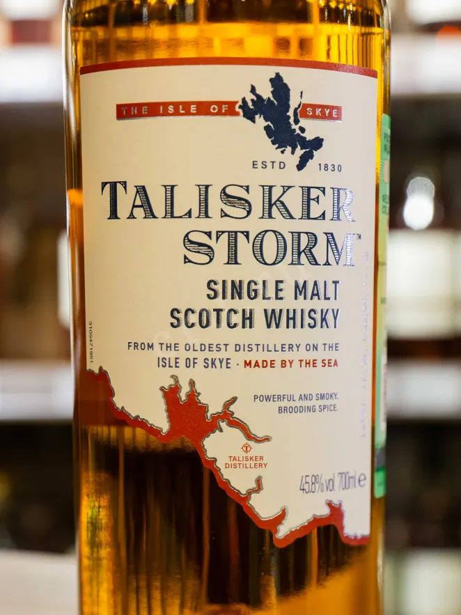 В магазине Крю Профи Talisker Storm with gift box 0.7 л