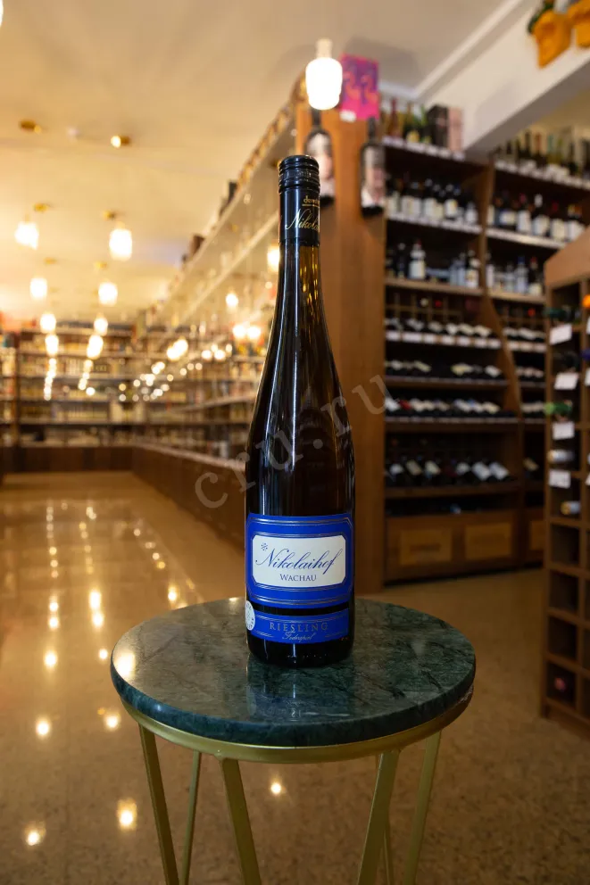В магазине Крю Профи Nikolaihof Wachau Vom Stein Riesling Federspiel 2016 0.75 л