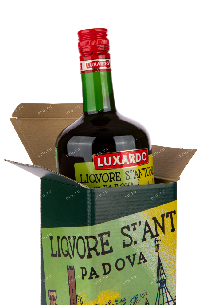 Бутылка в коробке Люксардо Cан Антонио в подарочной коробке 0.7 л