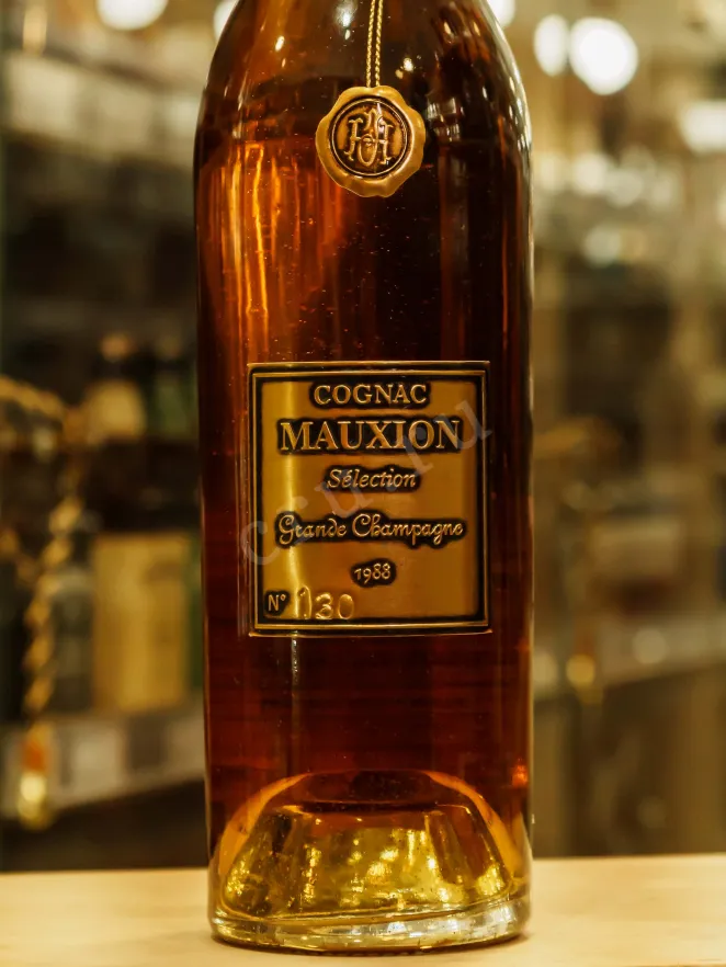 В магазине Крю Профи Mauxion Selection Grand Champagne 1988 0.7 л
