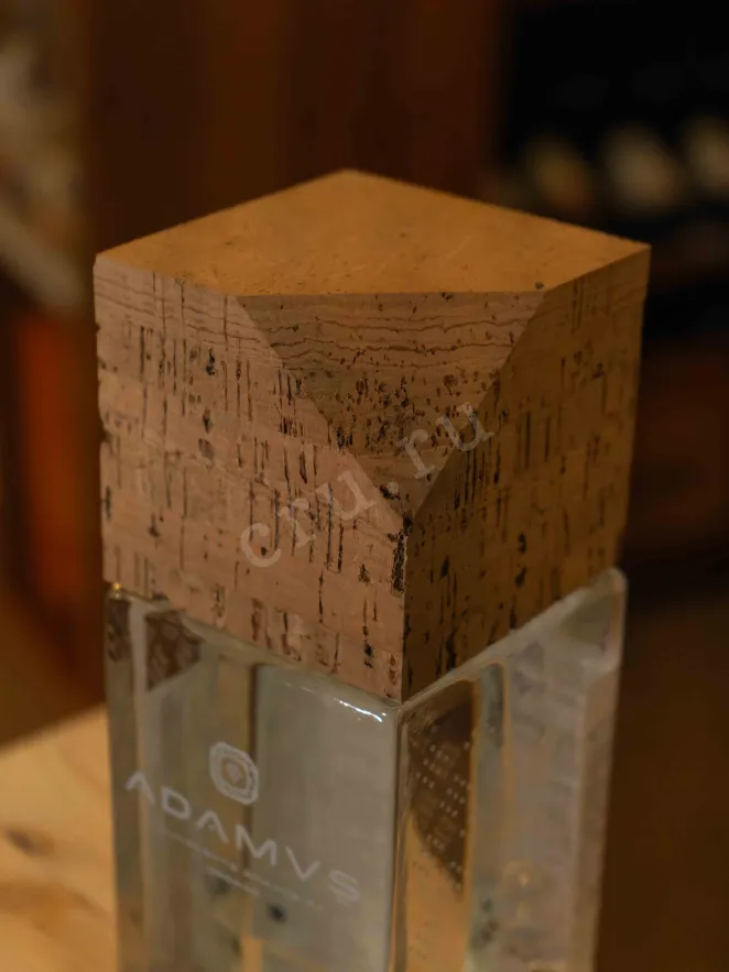 Пробка Adamus Aguardente Bagaceira in gift box 0.7 л
