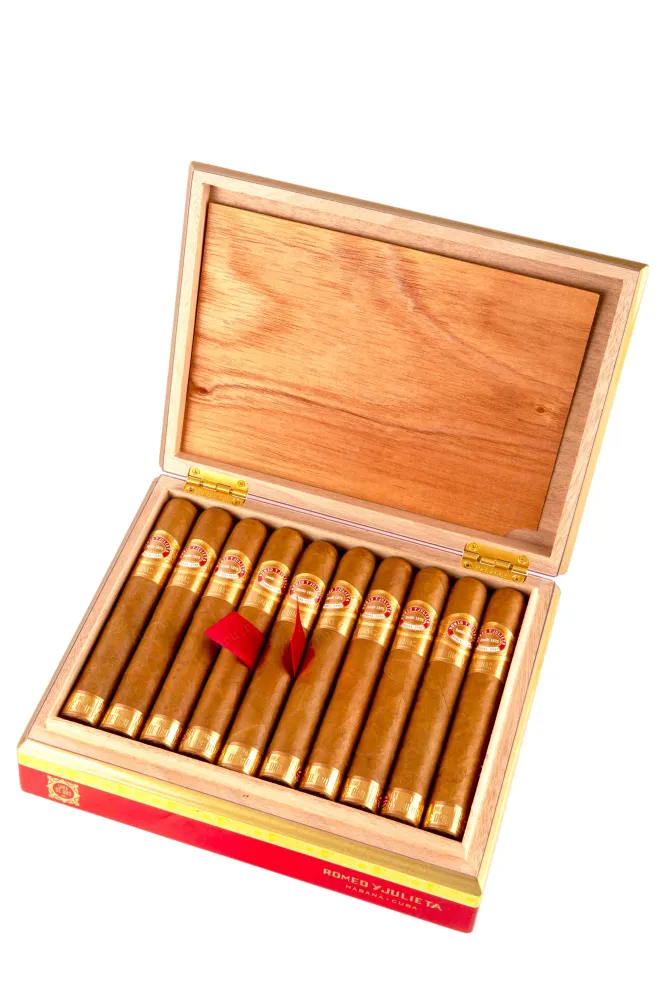 Коробка с сигарами Romeo y Julieta Dianas *20