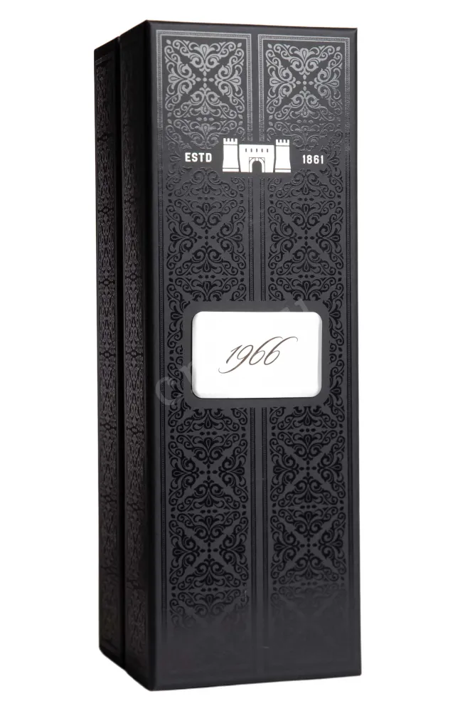 Подарочная коробка Derbend Vintage in gift box 1966 0.7 л