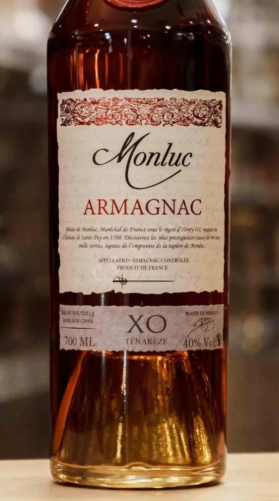 В магазине Крю Профи Monluc XO 0.7 л