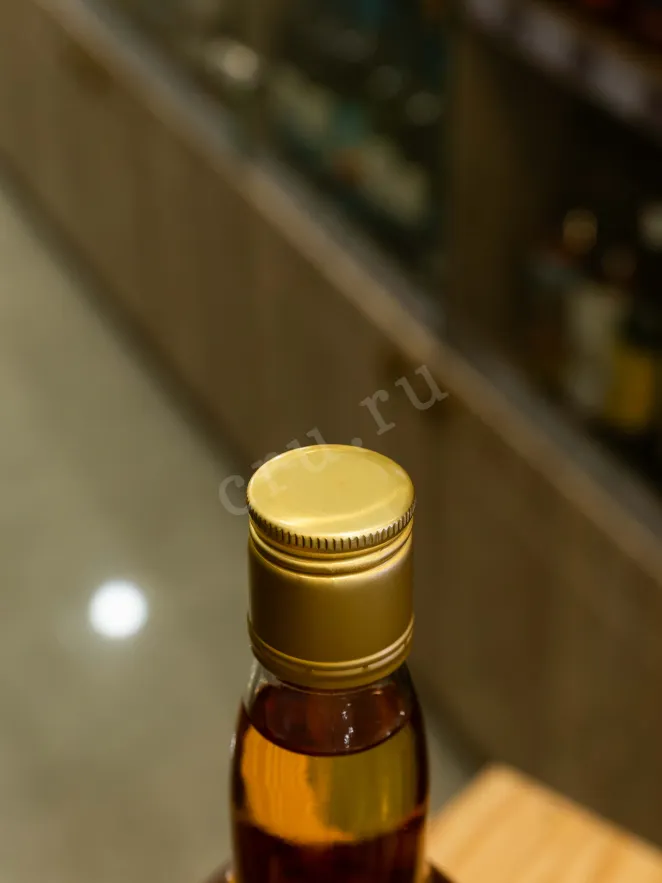 Пробка Nevis Dew Special Reserve 0.7 л