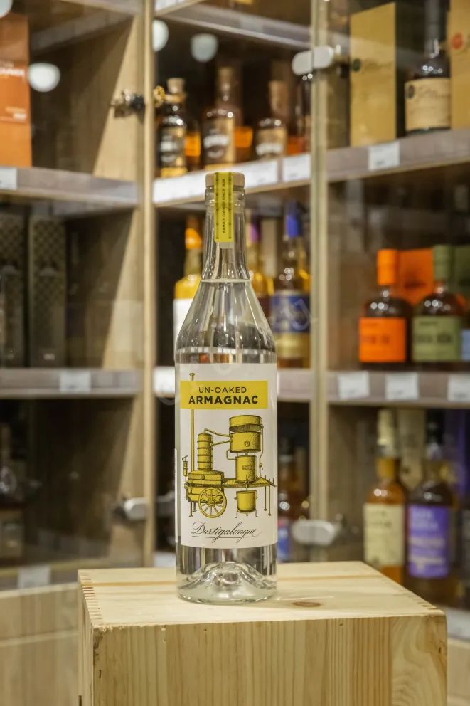 В магазине Крю Профи Dartigalongue Blanche 0.7 л