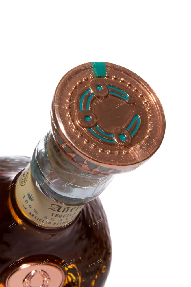 Пробка Cenote Anejo 0.7 л