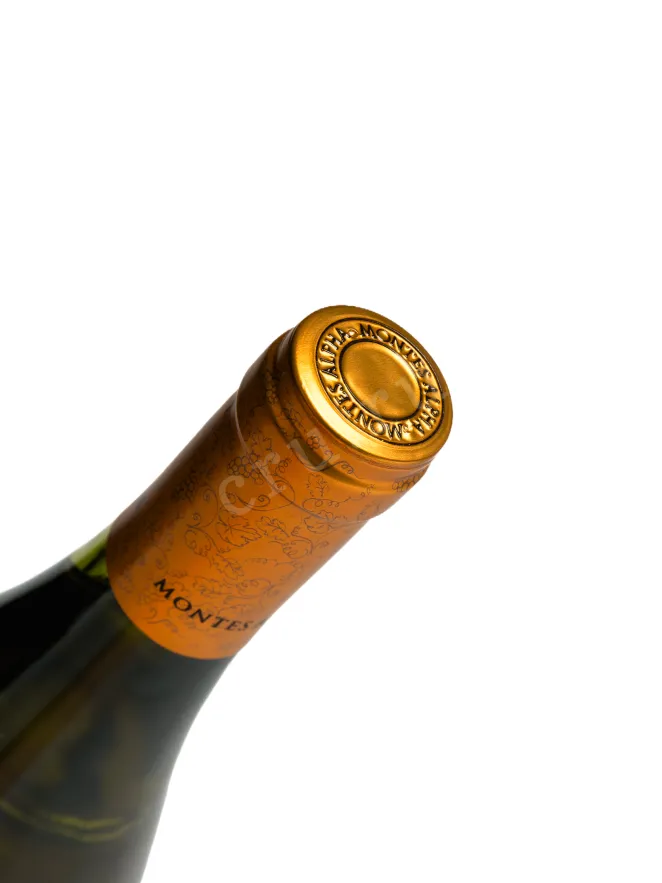 Пробка Montes Alpha Chardonnay 2023 0.75 л