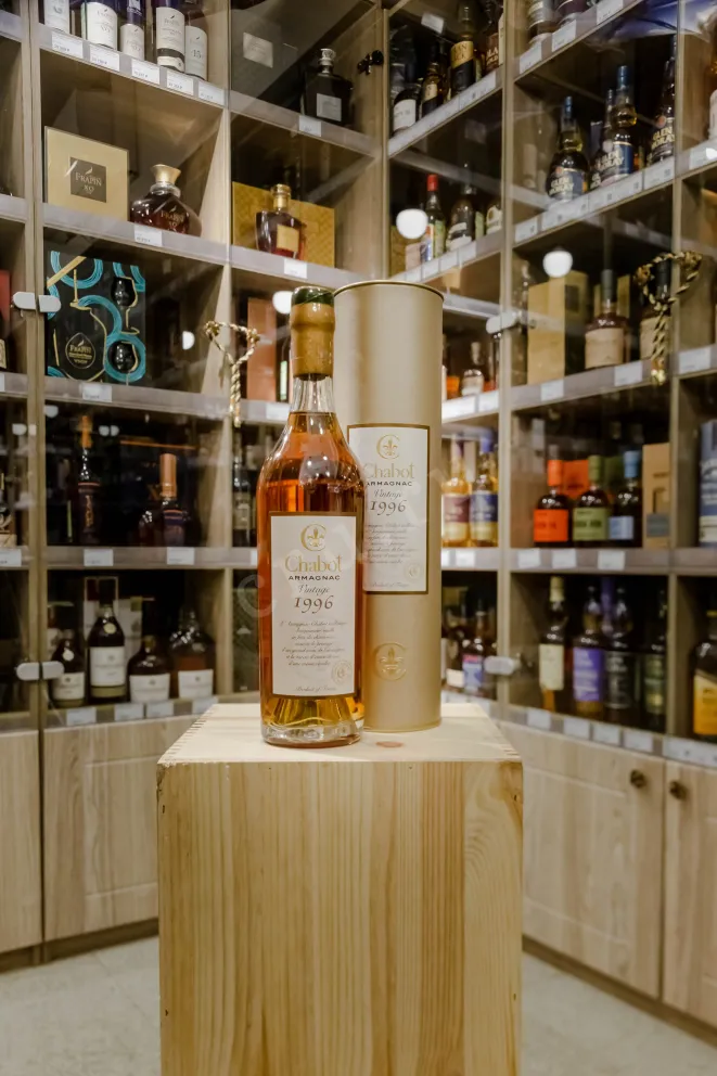 В магазине Крю Профи Chabot Vintage in tube 1996 0.7 л