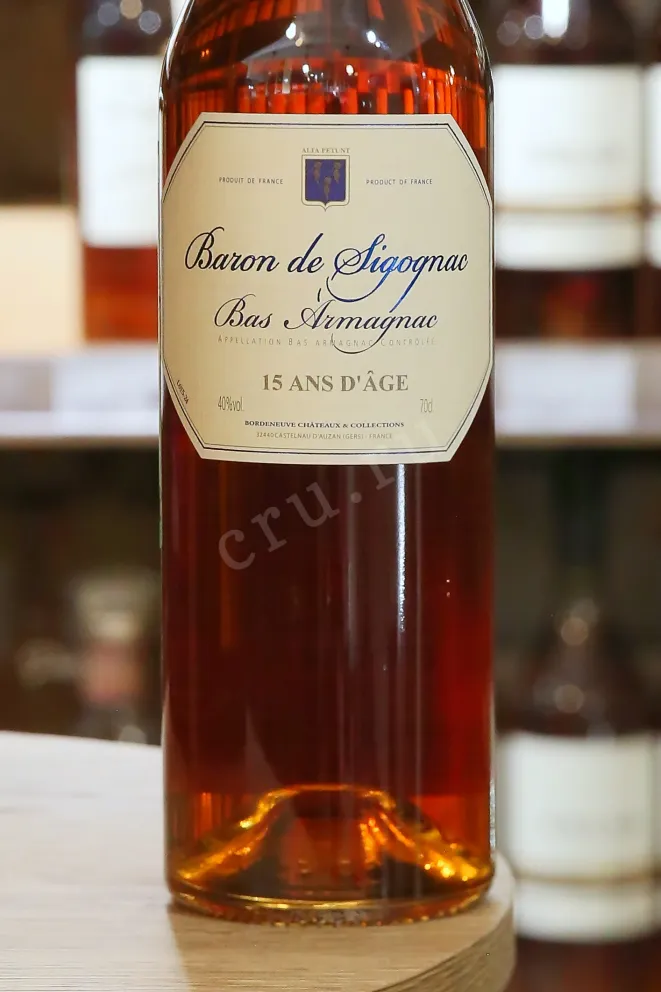 В магазине Крю Профи Baron de Sigognac 15 ans in gift box 0.7 л