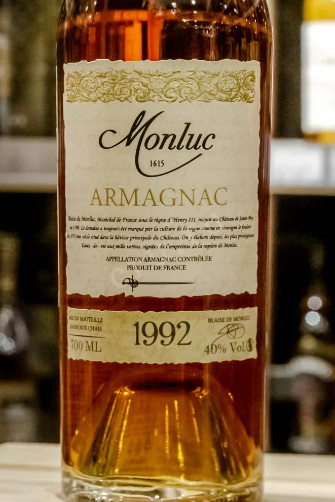 В магазине Крю Профи Monluc 1992 0.7 л