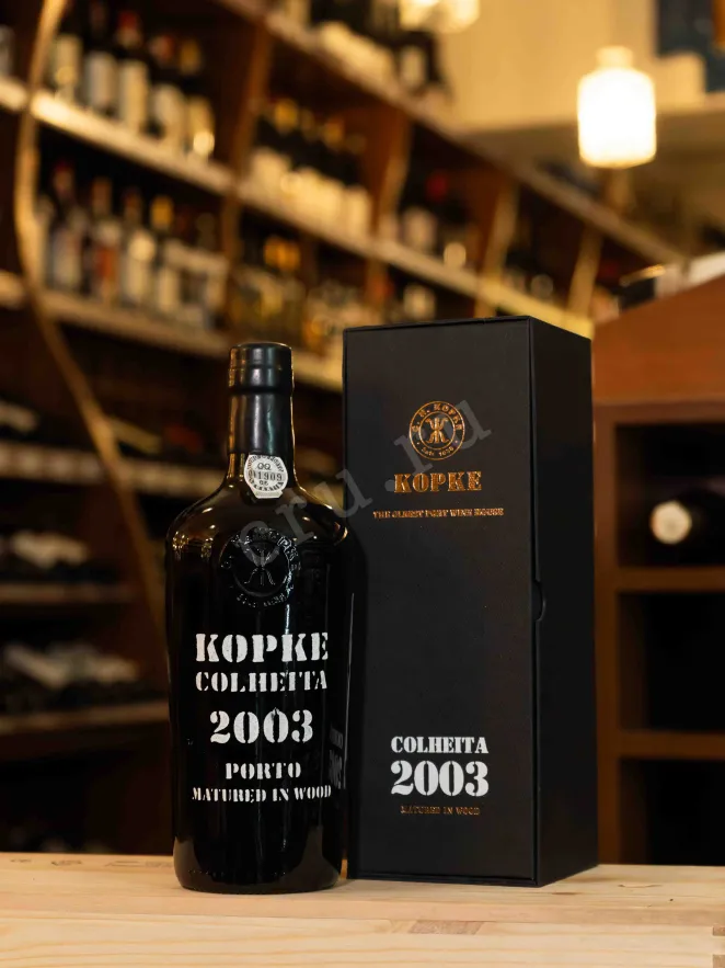 В магазине Крю Профи Kopke Colheita White Porto in gift box 2003 0.75 л