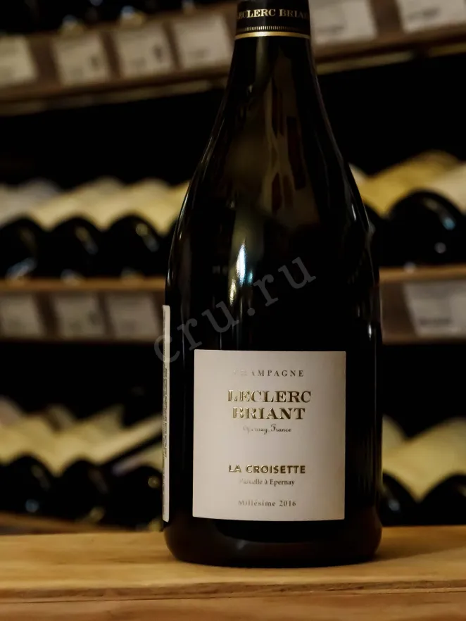 В магазине Крю Профи Leclerc Briant La Croisette Millesime in gift box 2016 0.75 л