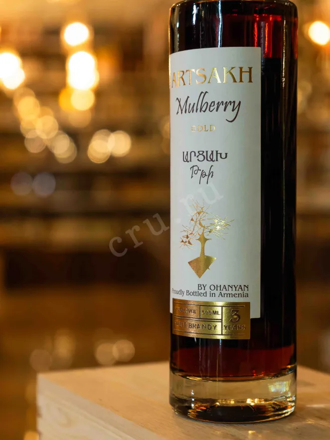 В магазине Крю Профи Artsakh Mulberry Golden in gift box 0.5 л