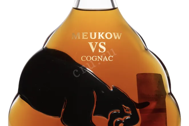 Этикетка Meukow VS in gift box with 2 glasses 0.7 л
