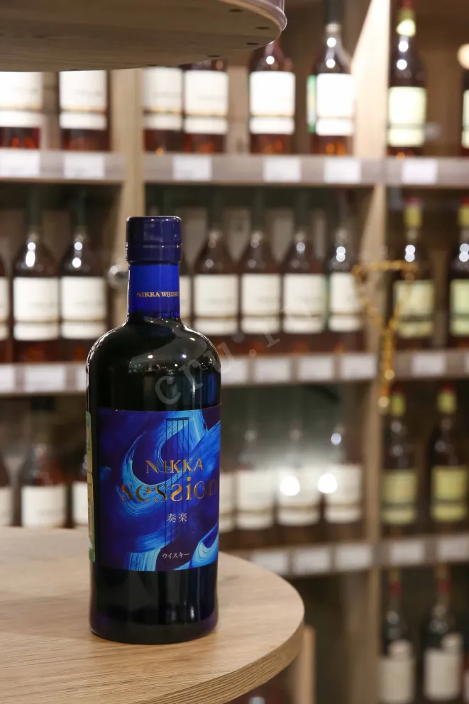 В магазине Крю Профи Nikka Session 0.7 л