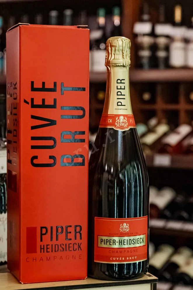 В магазине Крю Профи Piper Heidsieck Cuvee Brut in gift box 2020 0.75 л