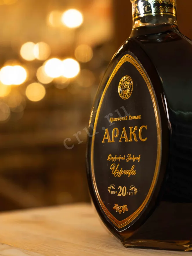 В магазине Крю Профи Araks 20 years 0.5 л