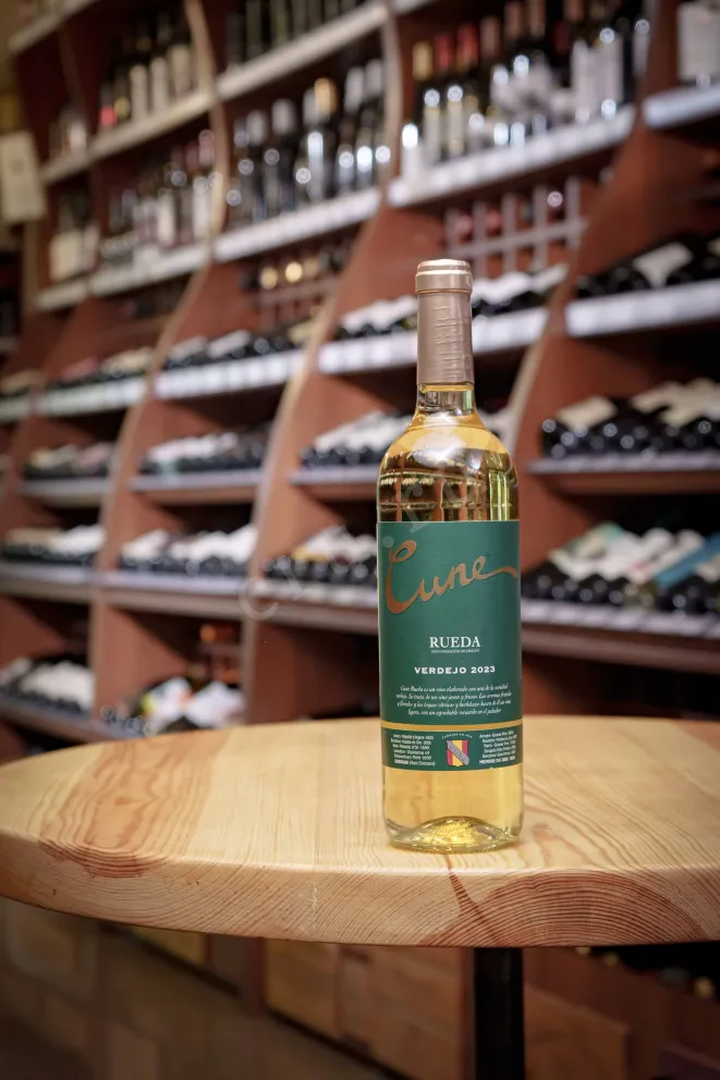 В магазине Крю Профи Cune Verdejo Rueda DO 2023 0.75 л