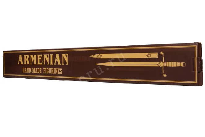 Подарочная коробка Proshyan Saber in Sheath 5 years in gift box 2019 0.5 л