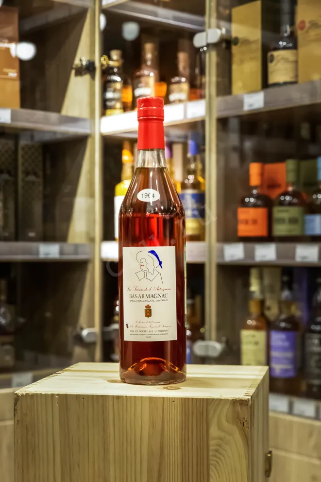 В магазине Крю Профи Domaine d'Esperance Les Tresors de d'Artagnan 1964 0.7 л