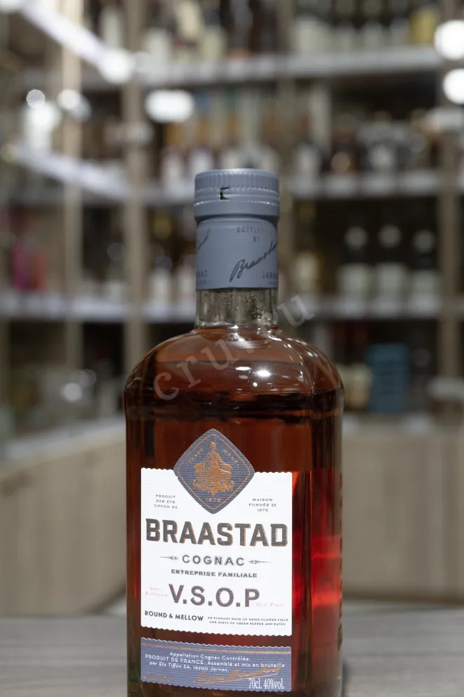 В магазине Крю Профи Braastad VSOP gift box 0.7 л