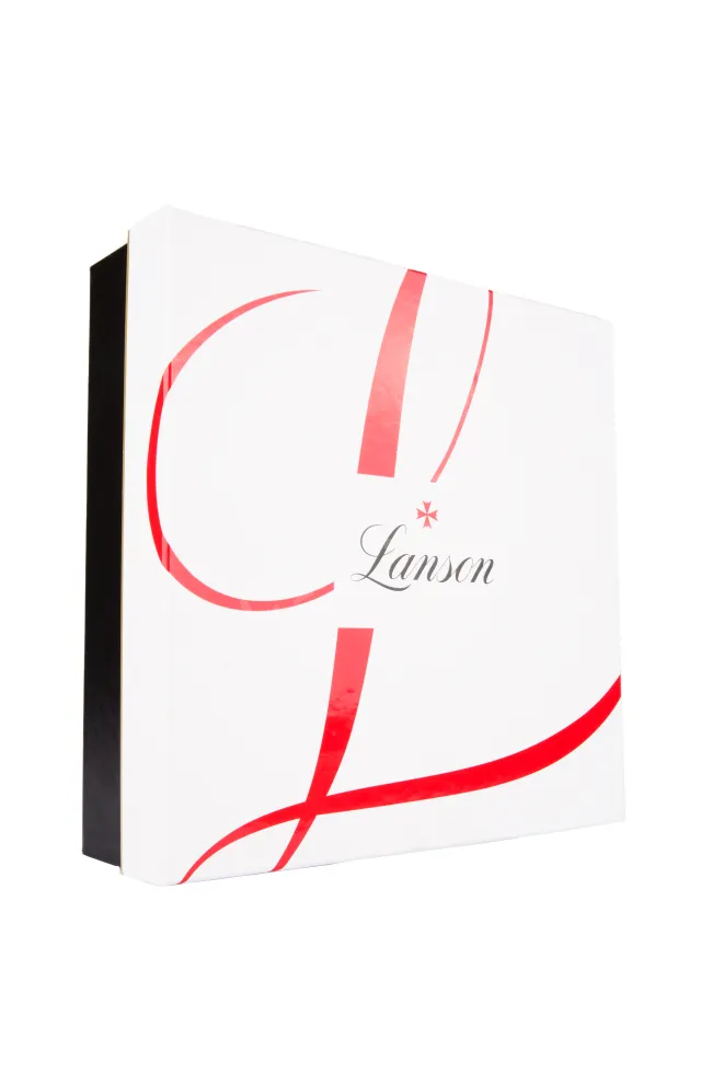 Подарочная коробка игристого вина Lanson Rose Brut gift set with 2 glasses 0.75 л