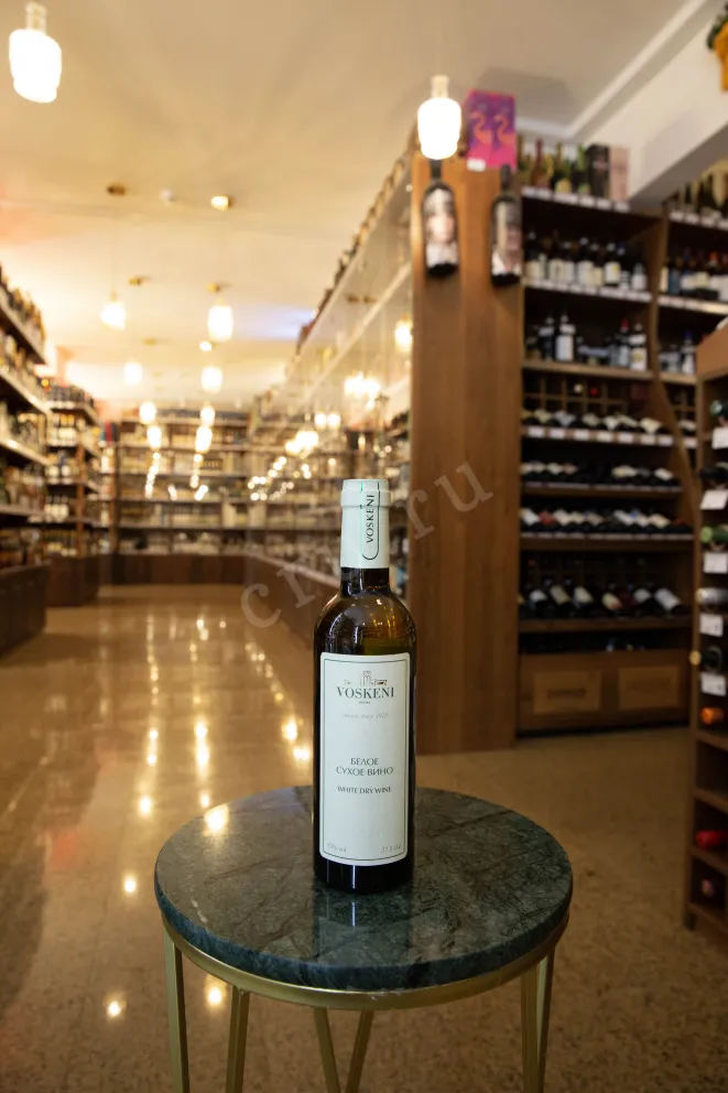 В магазине Крю Профи Voskeni White Dry 2014 0.375 л