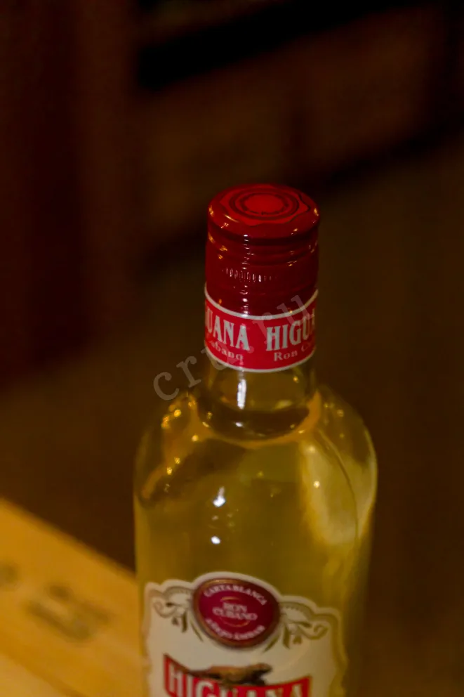Пробка Higuana Carta Blanca 3 Anos 0.7 л