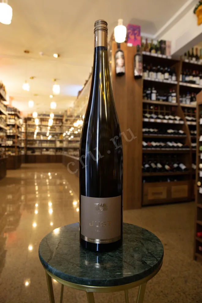 В магазине Крю Профи Just Riesling Trocken Gut Hermannsberg 2022 1.5 л