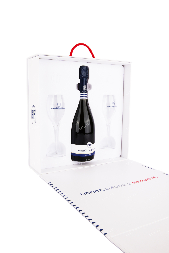 Подарочная коробка игристого вина Besserat de Bellefon in box with 2 glasses 0.75 л