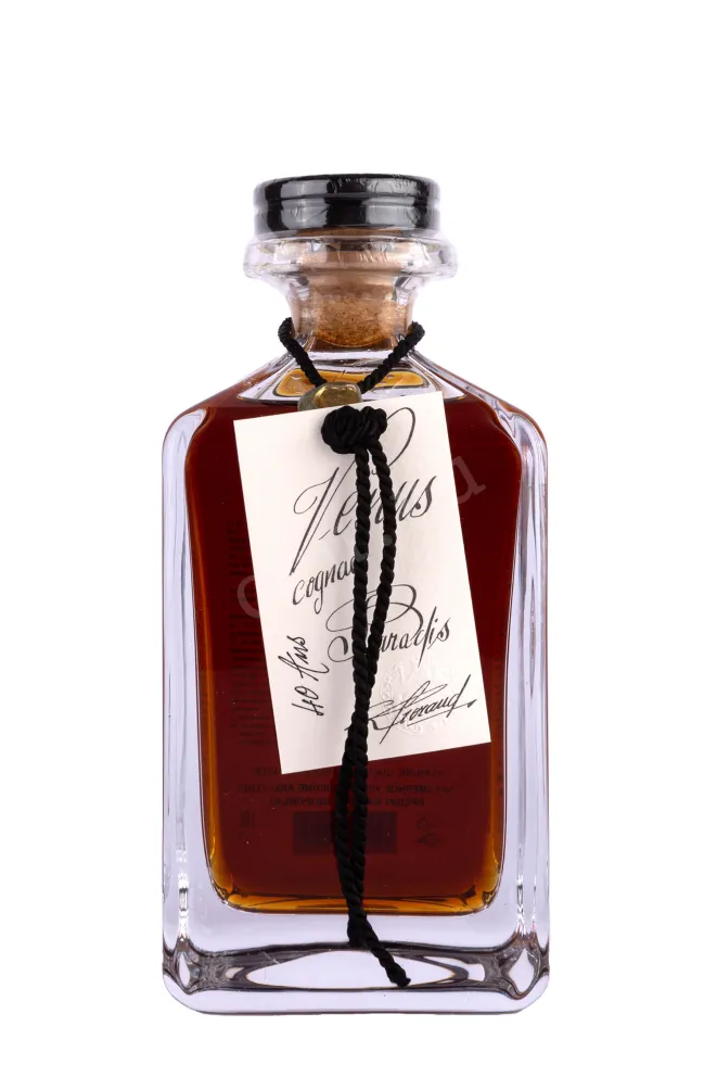 Бутылка Lheraud Venus 40 years with gift box 1983 0.7 л