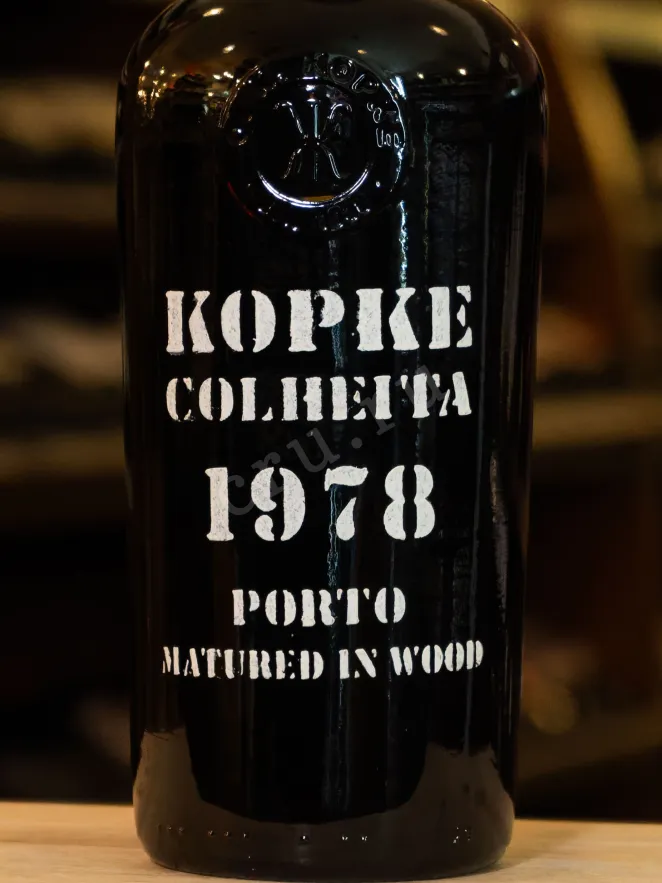 В магазине Крю Профи Kopke Colheita with gift box 1978 0.75 л