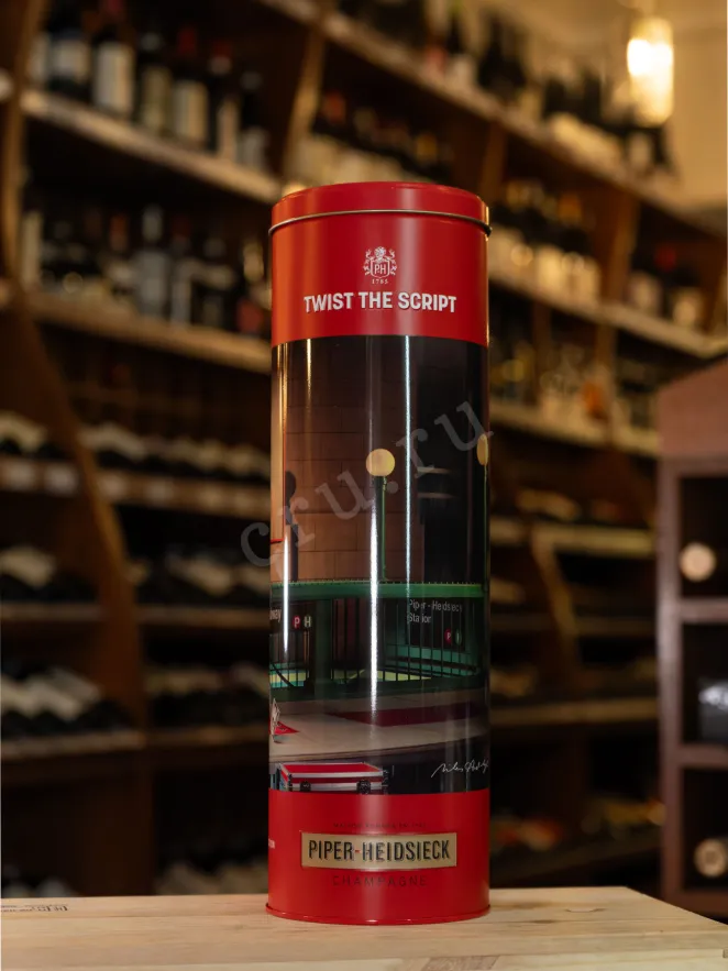 В магазине Крю Профи Piper Heidsieck Champagne Cuvee Brut in tube 2021 0.75 л