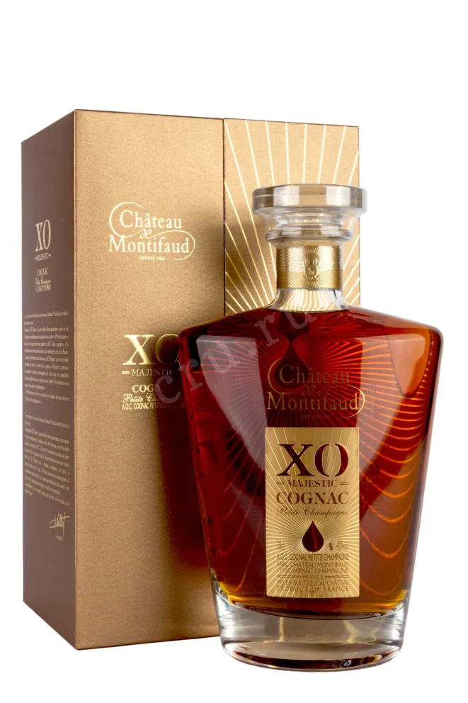Коньяк Chateau Montifaud Petit Champagne XO Majestic gift box  0.7 л