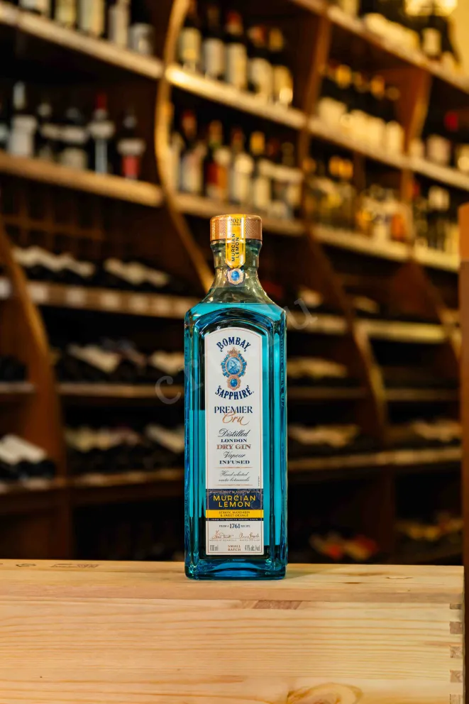 В магазине Крю Профи Bombay Sapphire Premier Cru Murcian Lemon 0.7 л