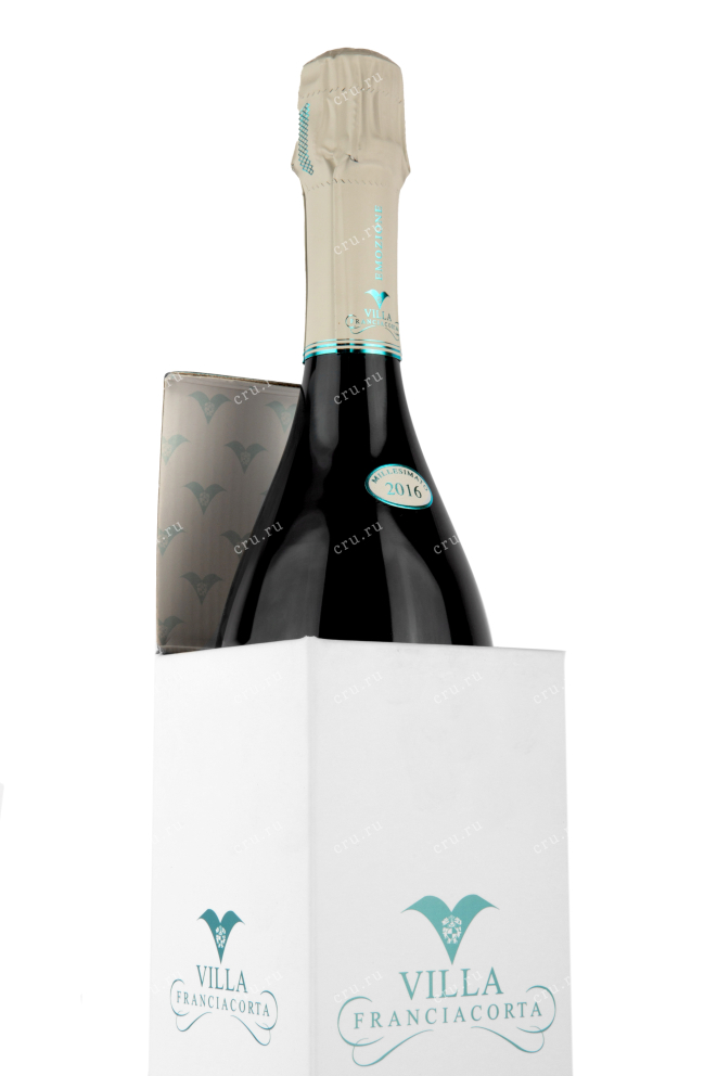 Вино Villa Franciacorta Emozione 0,75 в подарочной упаковке