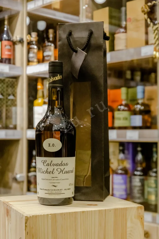 В магазине Крю Профи Michel Huard XO 0.7 л