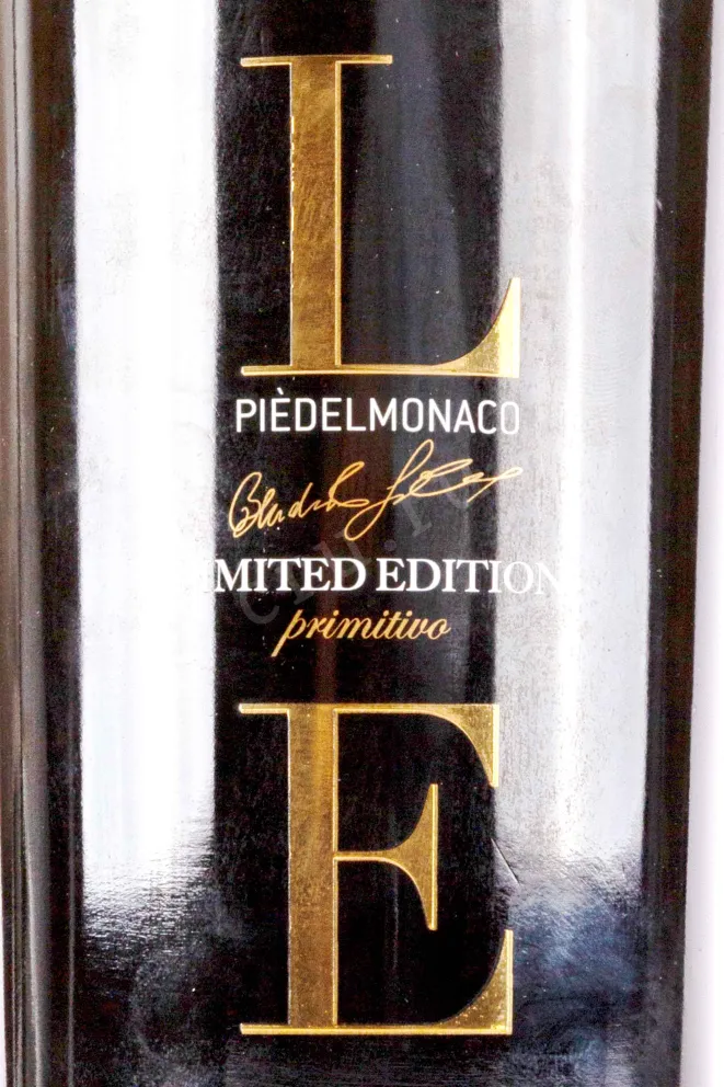 Этикетка Tagaro Pie del Monaco Primitivo Limited Edition woodeb box 2018 0.75 л