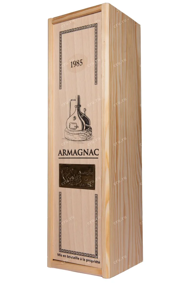 Деревянная коробка De Pontiac Bas-Armagnac in wooden box 1985 0.7 л