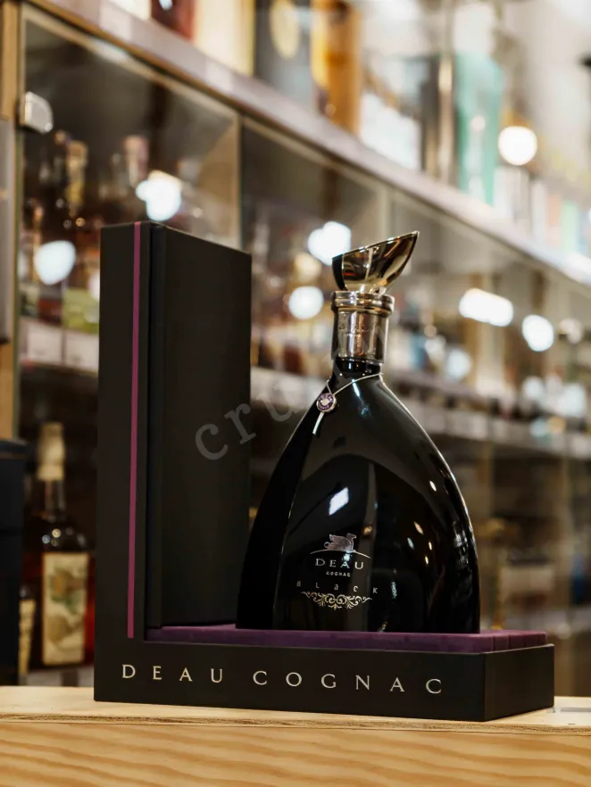 В магазине Крю Профи Deau Black gift box 1 л