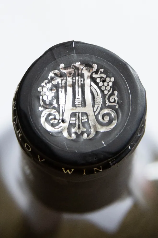 Пробка Alexandrov Wine Mukuzani 2022 0.75 л