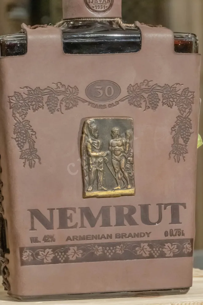 В магазине Крю Профи Ijevan Nemrut 30 years 0.75 л