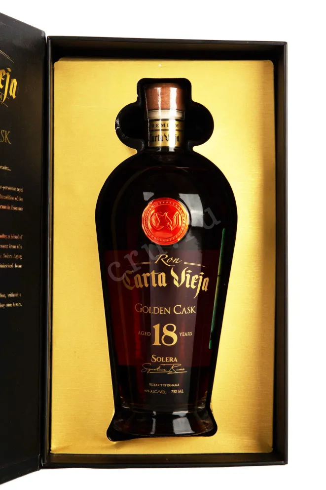 В подарочной коробке Carta Vieja Golden Cask Solera 18 years in gift box 0.75 л