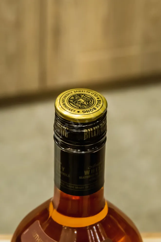 Виски Billy Bong Blended American Whiskey  0.7 л