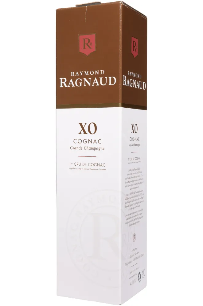 Подарочная коробка Raymond Ragnaud XO Grand Champagne 1er Cru De Cognac in gift box 0.7 л